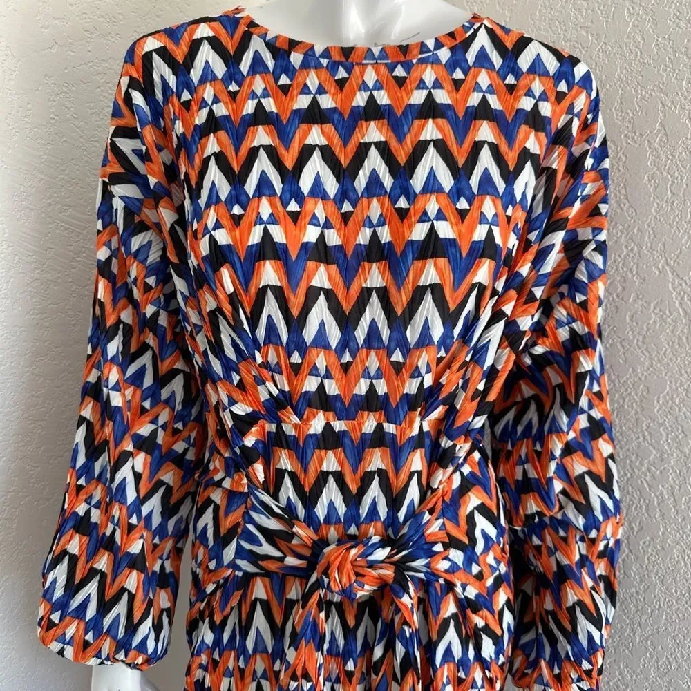 ZARA Dress Pleated Geometric Print Size M • BLOGGER FAVORITE • NEW WITH TAGS •